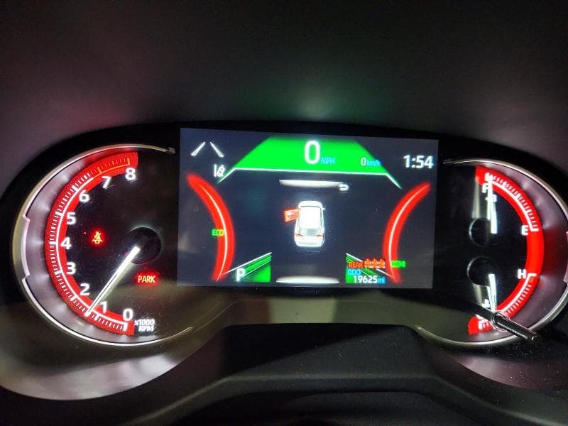 2025 TOYOTA RAV4 XLE 9