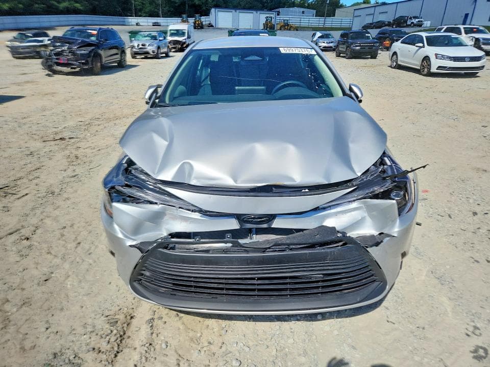 2026 TOYOTA COROLLA LE 5