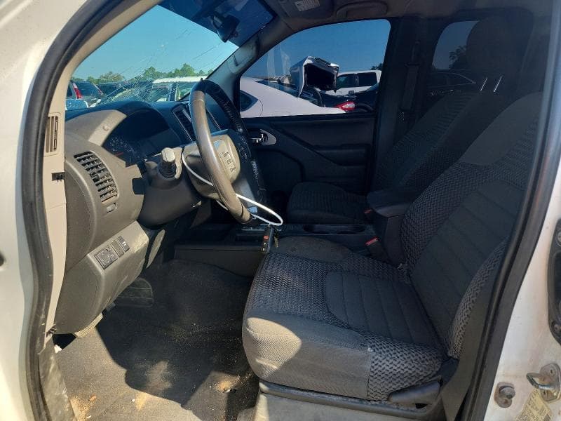 2019 NISSAN FRONTIER SV V6 7