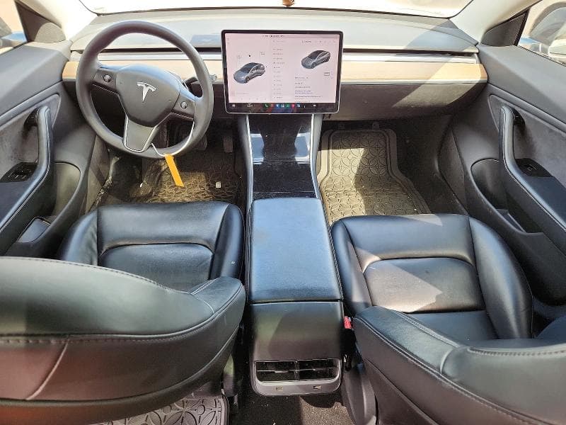 2018 TESLA MODEL 3 8