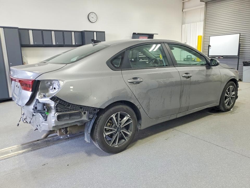2023 KIA FORTE LXS 3