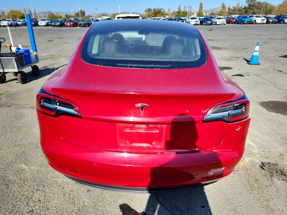 2018 TESLA MODEL 3 6