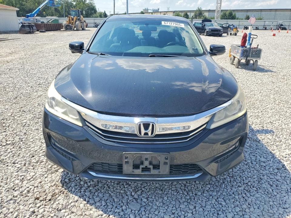 2017 HONDA ACCORD EX 5