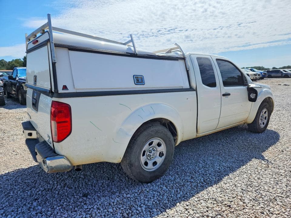 2019 NISSAN FRONTIER SV V6 3
