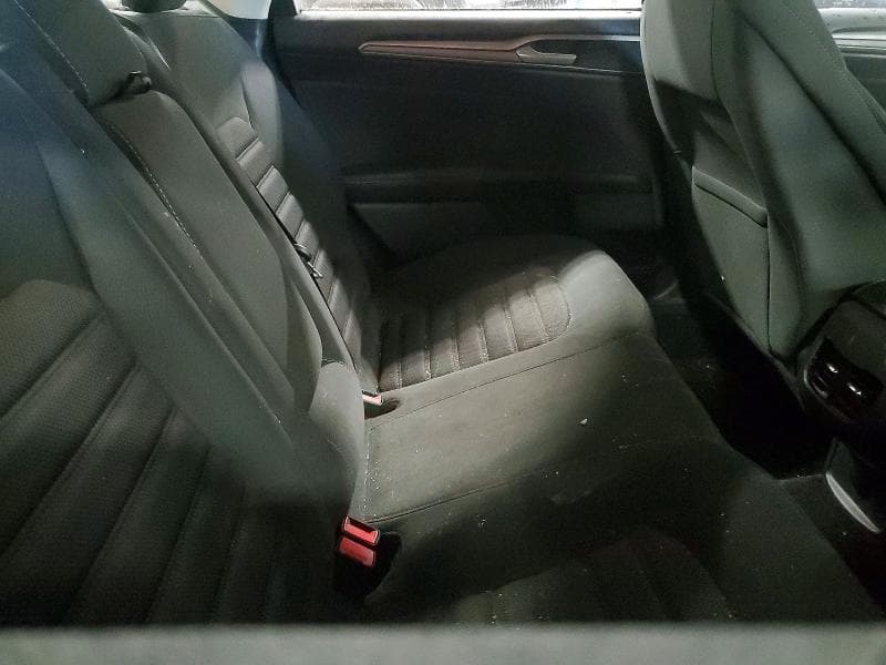 2017 FORD FUSION SE 10