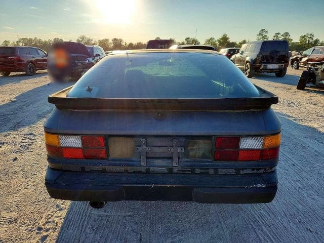 1986 PORSCHE 944 6