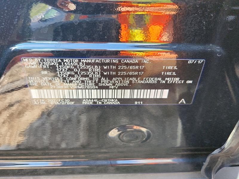 2017 TOYOTA RAV4 XLE 13