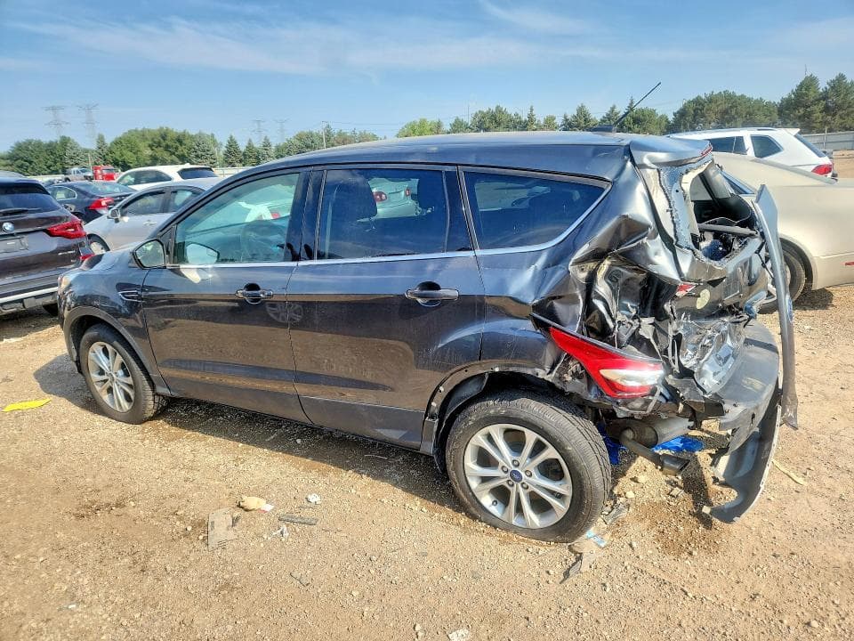 2017 FORD ESCAPE SE 2