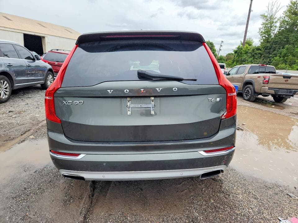 2018 VOLVO XC90 T6 6
