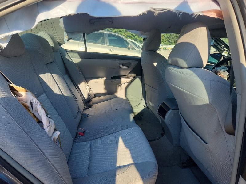 2017 TOYOTA CAMRY LE 10