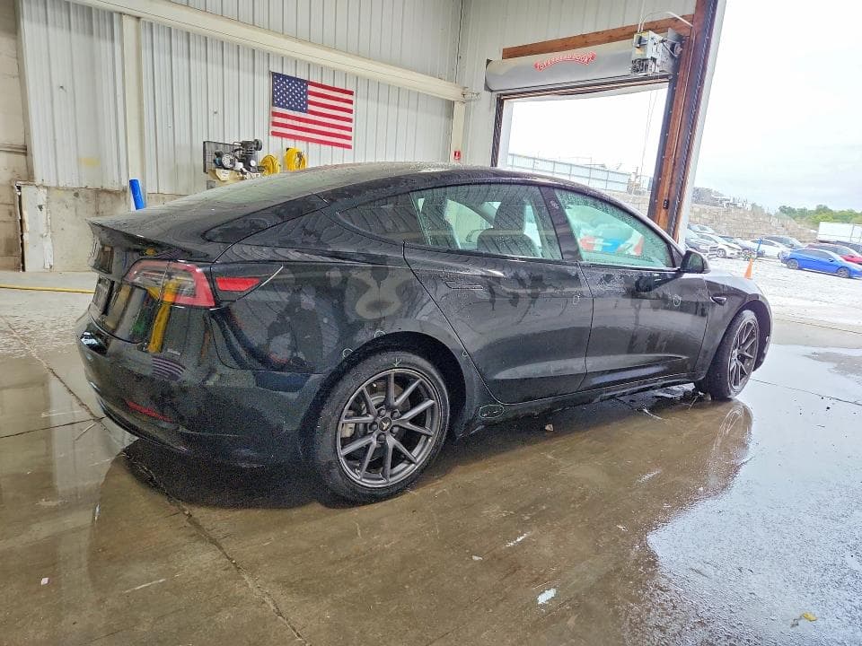 2023 TESLA MODEL 3 3