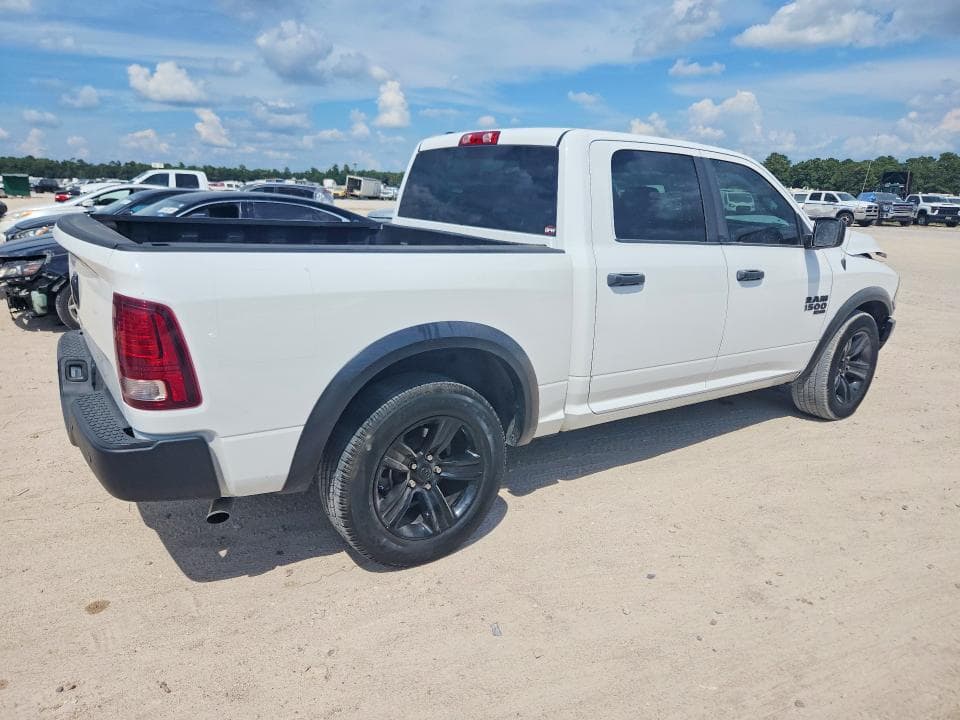 2024 RAM 1500 CLASSIC SLT 3
