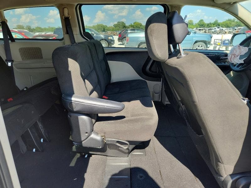 2017 DODGE GRAND CARAVAN SE 11