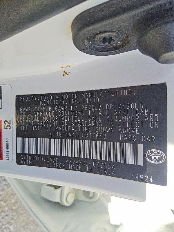 2020 TOYOTA CAMRY SE 12