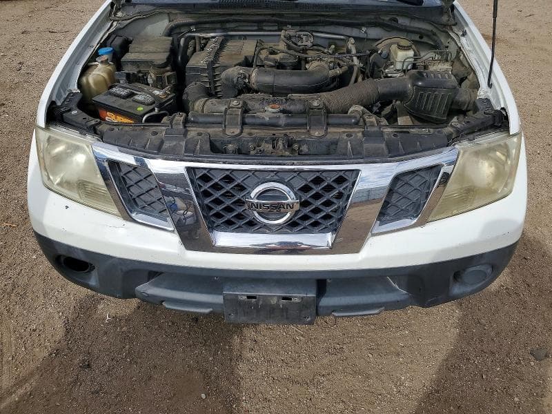 2017 NISSAN FRONTIER S 11