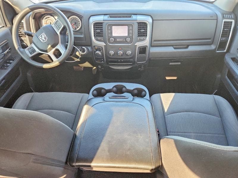 2024 RAM 1500 CLASSIC SLT 8
