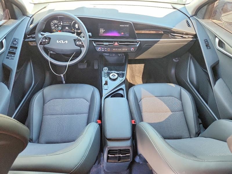2025 KIA NIRO WIND 8
