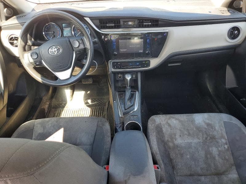 2018 TOYOTA COROLLA LE 8