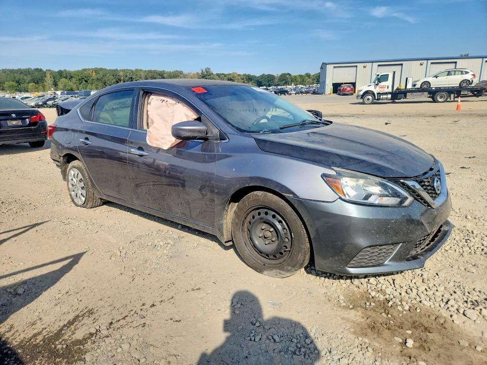 2019 NISSAN SENTRA S 4