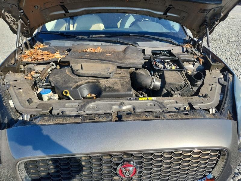 2019 JAGUAR E-PACE SE 12