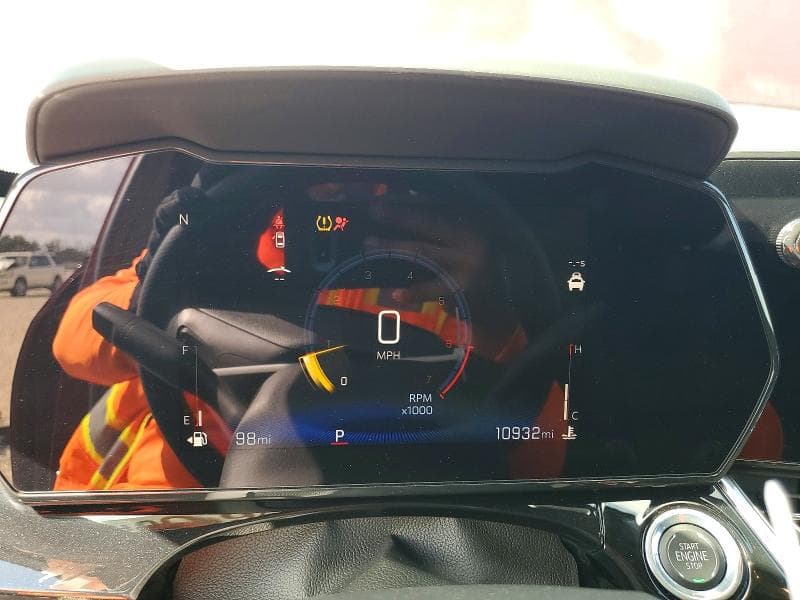 2025 CHEVROLET TRAX 2RS 9