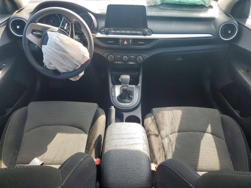 2024 KIA FORTE LXS 8