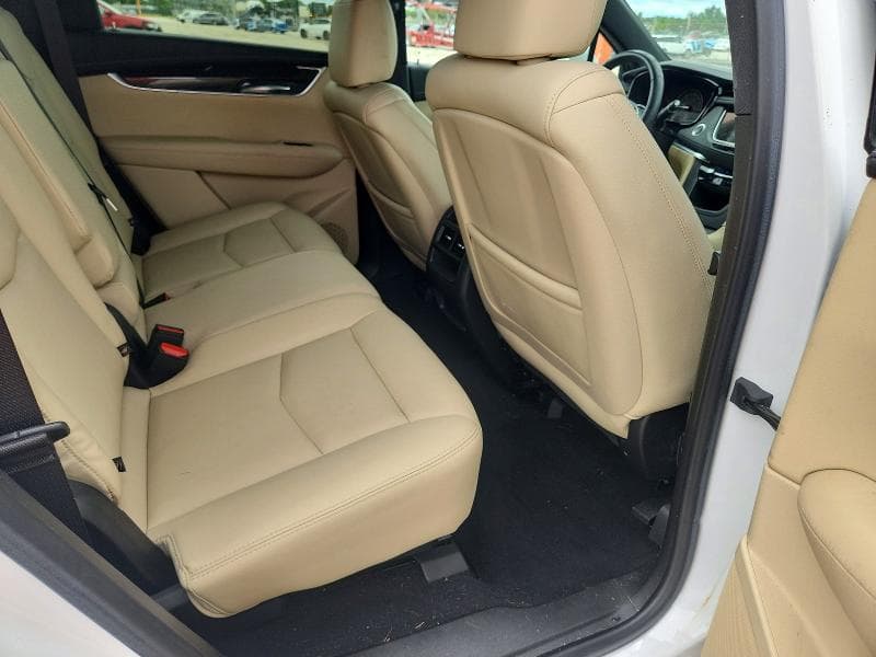 2018 CADILLAC XT5 11