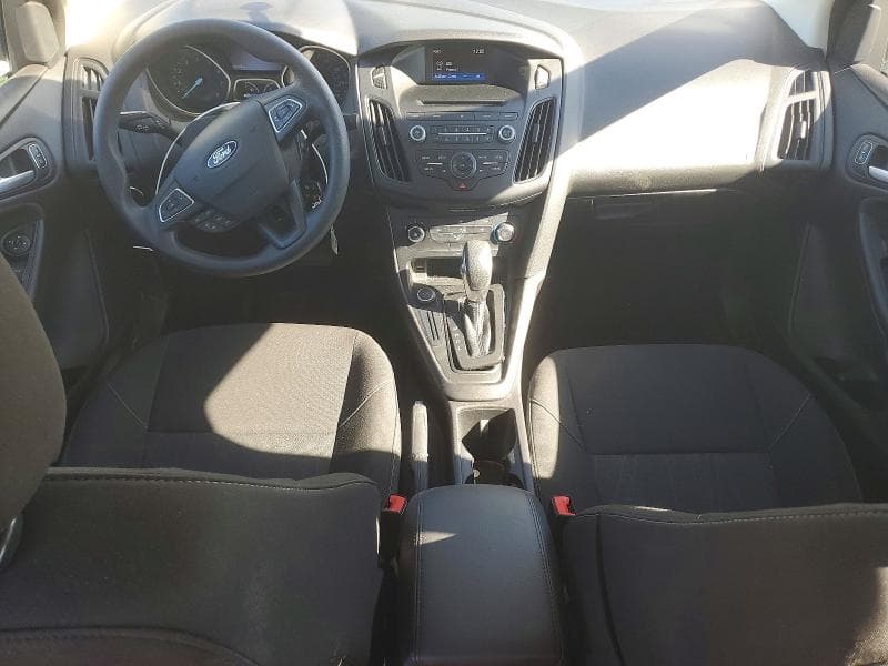 2017 FORD FOCUS SE 8