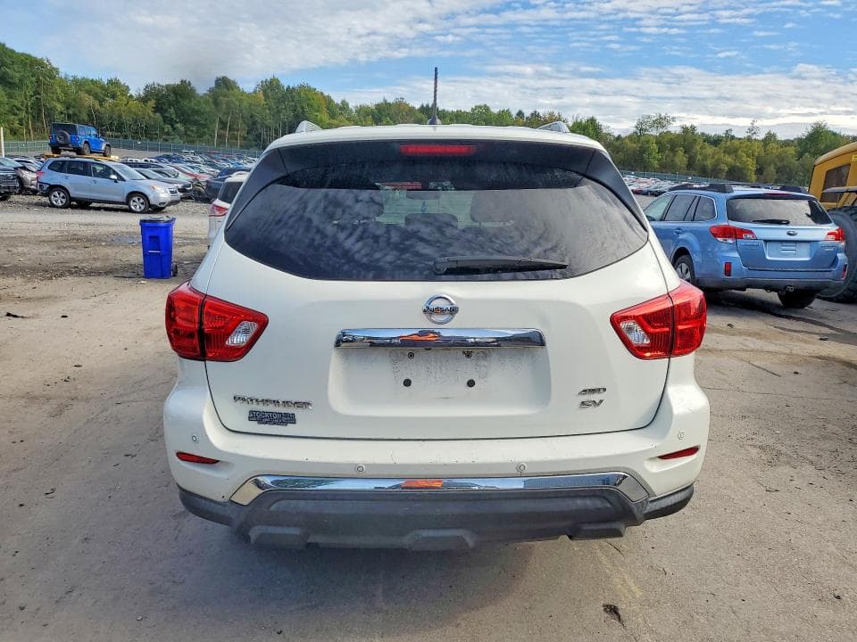 2017 NISSAN PATHFINDER SV 6