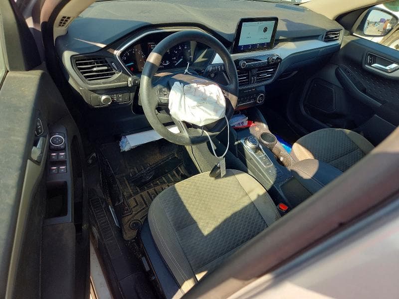 2020 FORD ESCAPE SE 8