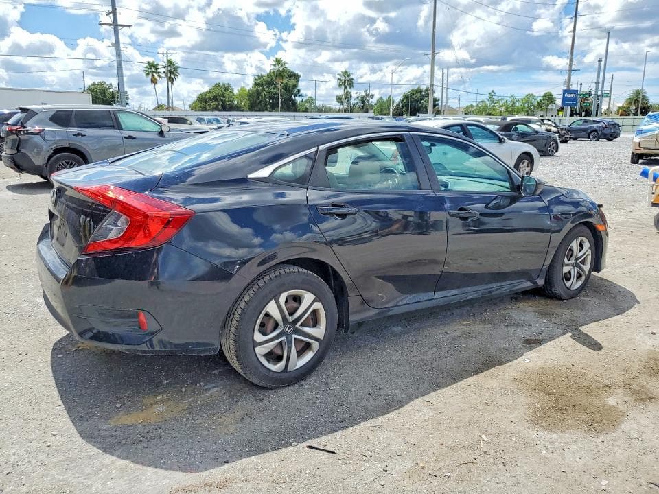 2018 HONDA CIVIC LX 3