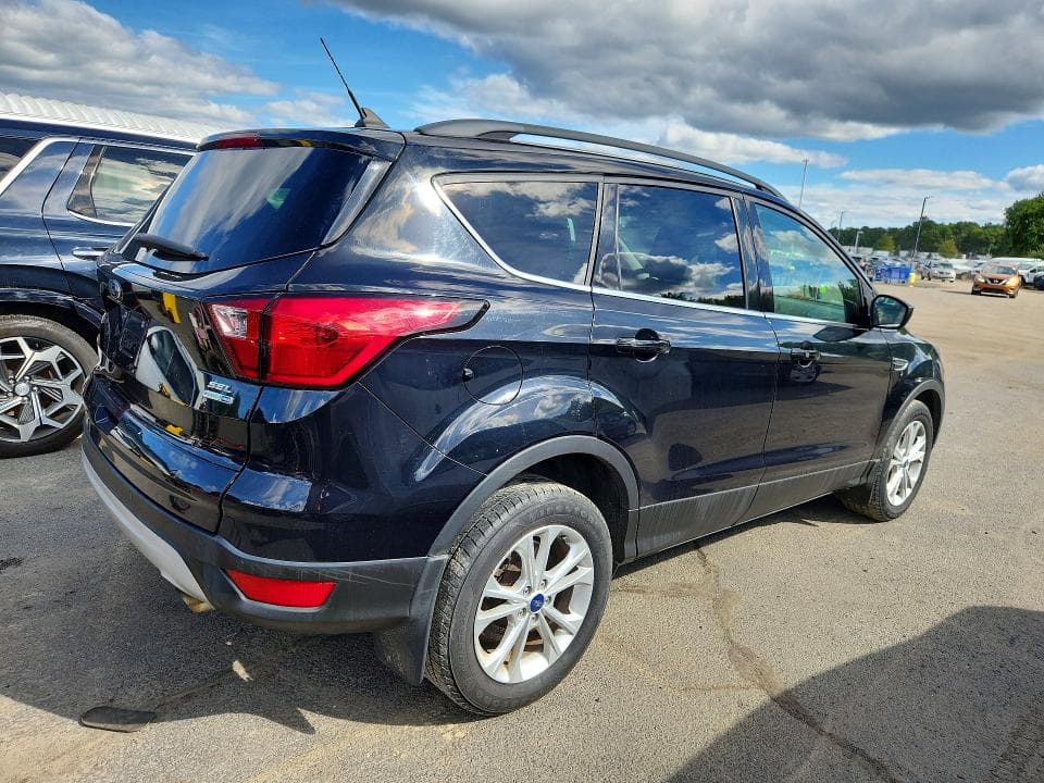 2019 FORD ESCAPE SEL 3