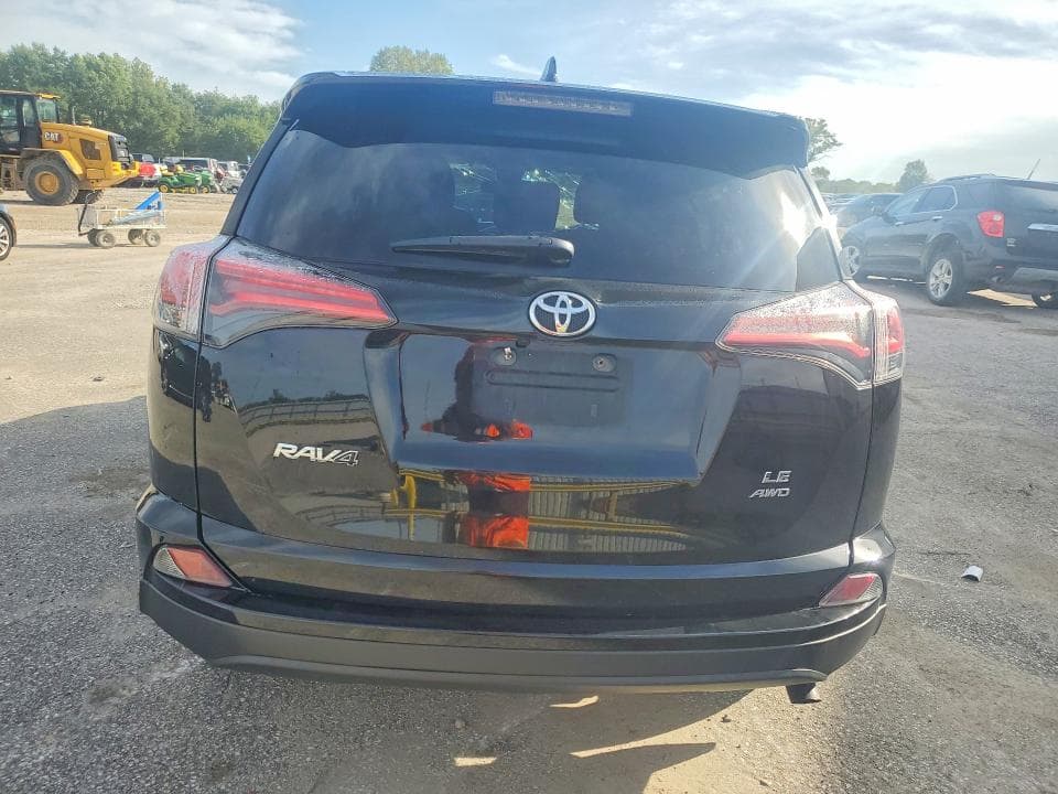 2018 TOYOTA RAV4 LE 6