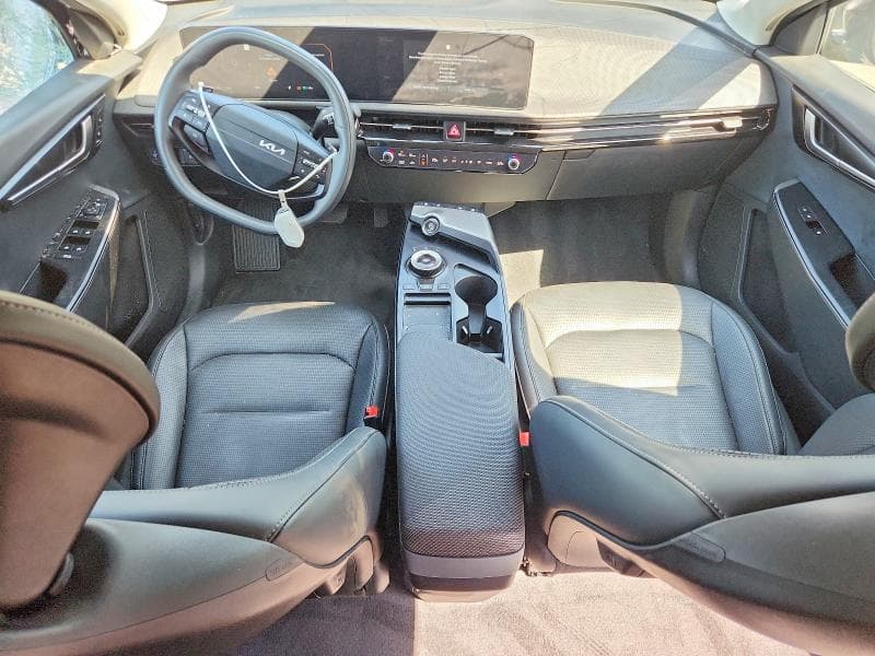 2025 KIA EV6 WIND 8