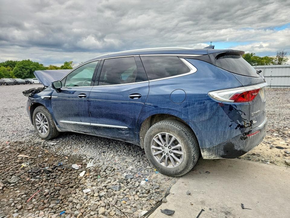 2022 BUICK ENCLAVE ESSENCE 2