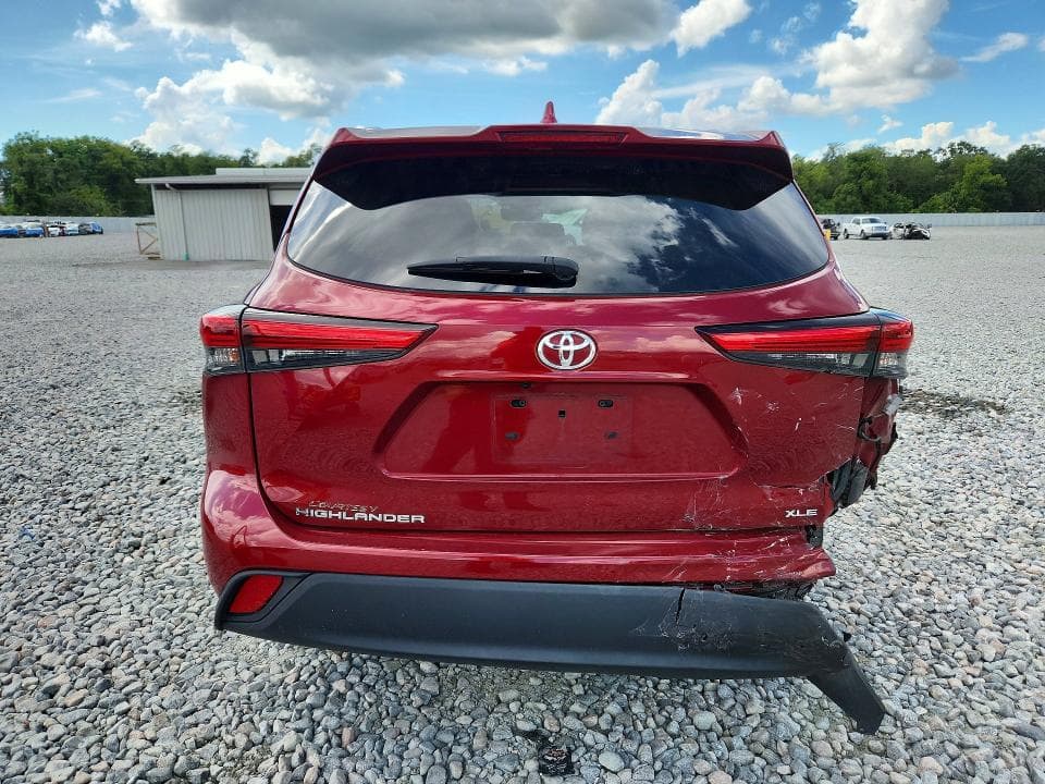 2021 TOYOTA HIGHLANDER XLE 6