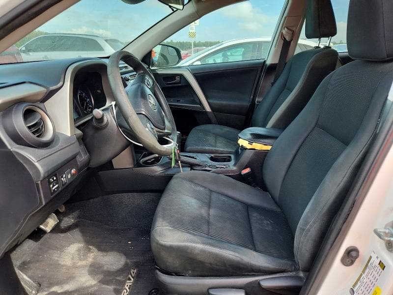 2017 TOYOTA RAV4 LE 7