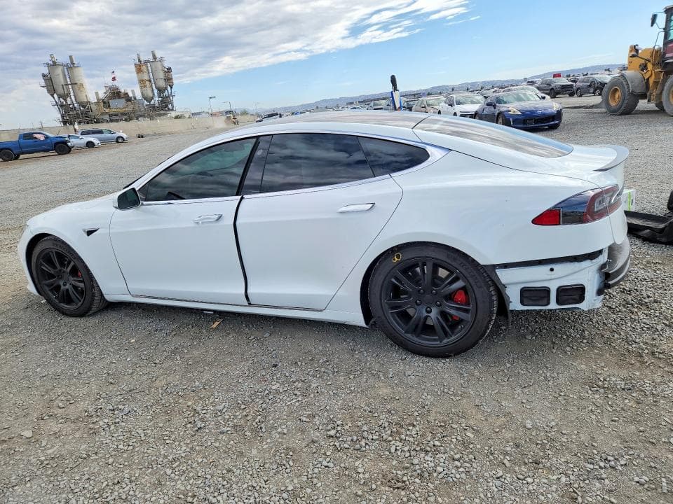 2020 TESLA MODEL S 2