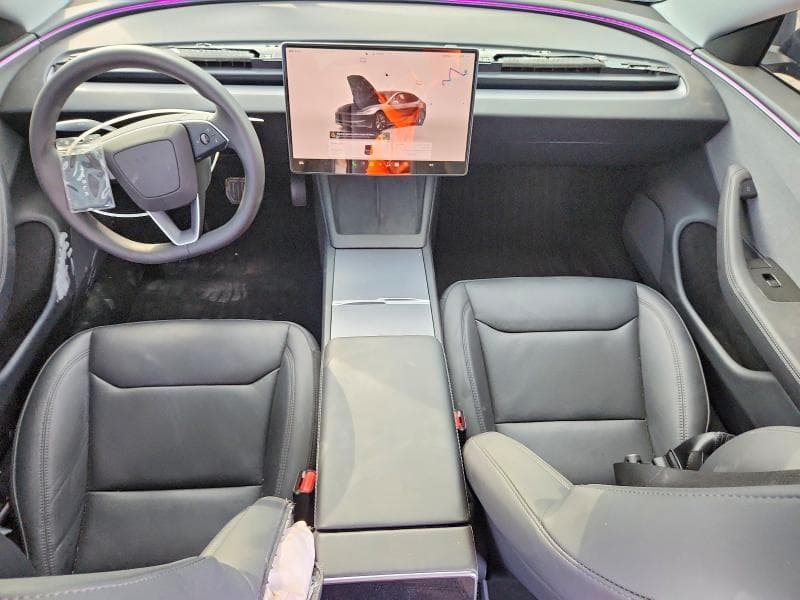 2026 TESLA MODEL 3 8