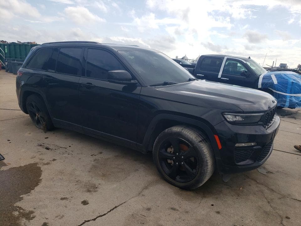 2023 JEEP GRAND CHEROKEE LIMITED 4