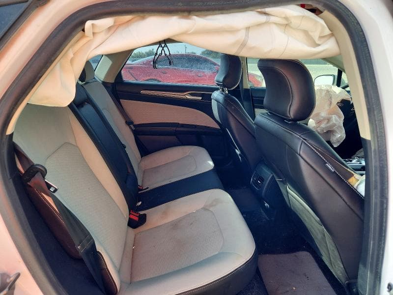 2019 FORD FUSION SE 10