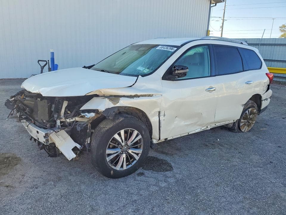 2019 NISSAN PATHFINDER SV - 1