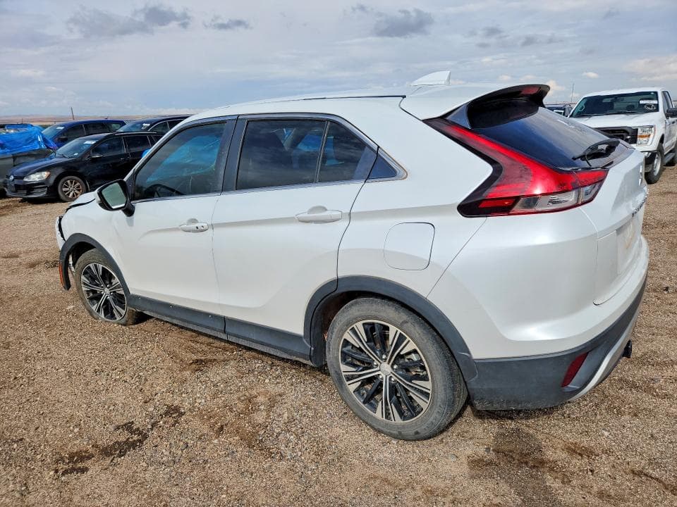 2022 MITSUBISHI ECLIPSE CROSS SE 2