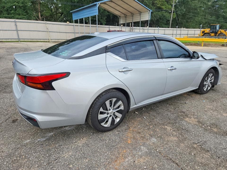 2019 NISS ALTIMA 3