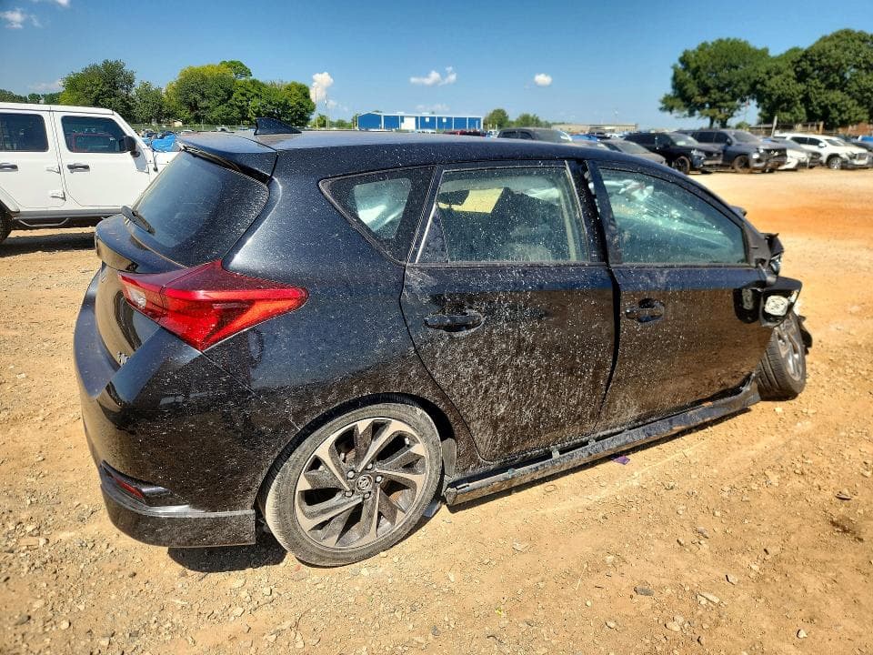 2017 TOYOTA COROLLA IM BASE 3