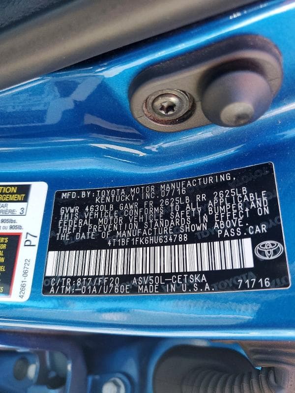 2017 TOYOTA CAMRY SE 12