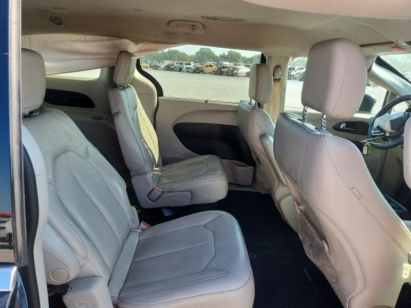 2021 CHRYSLER VOYAGER LXI 11