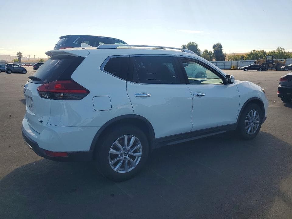 2017 NISSAN ROGUE SV 3