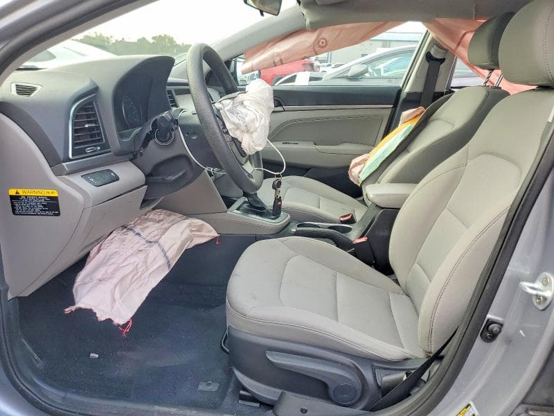 2017 HYUNDAI ELANTRA SE 7