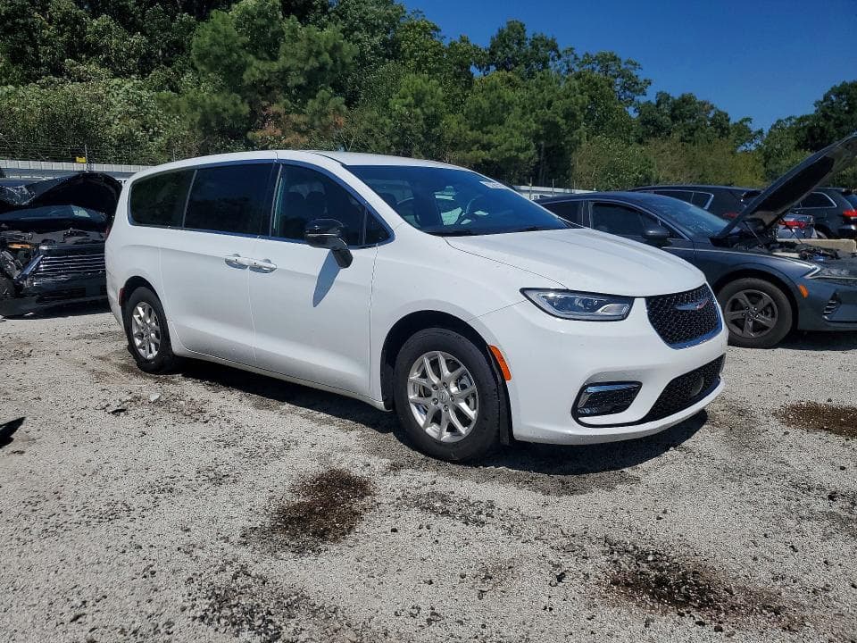 2026 CHRYSLER PACIFICA SELECT 4